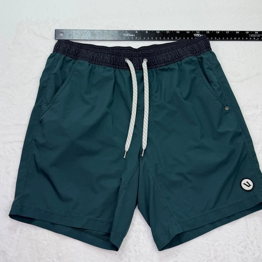 Vuori Kore Athletic Shorts Forest Green Medium